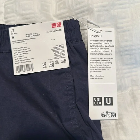 Uniqlo Parachute Cropped Trousers - Navy - Picture 3 of 3